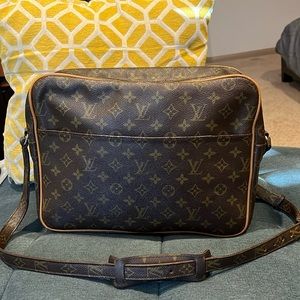 Vintage Louis Vuitton Nile GM